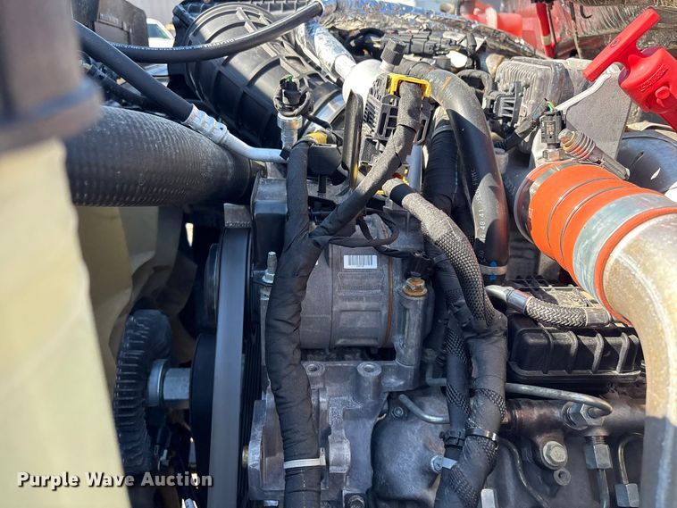 image for item EG8946 2022 Chevrolet Silverado 5500HD flatbed truck