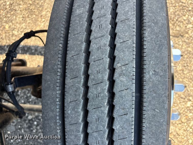 image for item EG8946 2022 Chevrolet Silverado 5500HD flatbed truck