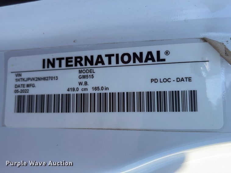 image for item EG8946 2022 Chevrolet Silverado 5500HD flatbed truck