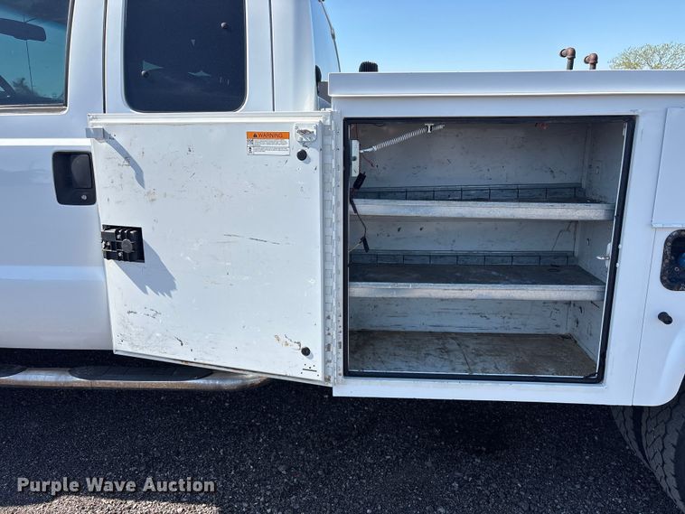 image for item EG8947 2012 Ford F450 Super Duty XL Ext. Cab utility / service truck