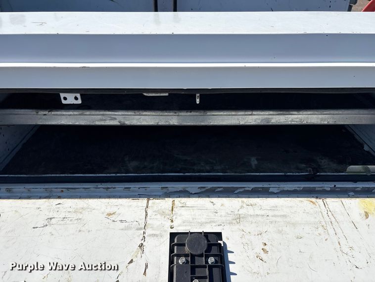 image for item EG8947 2012 Ford F450 Super Duty XL Ext. Cab utility / service truck