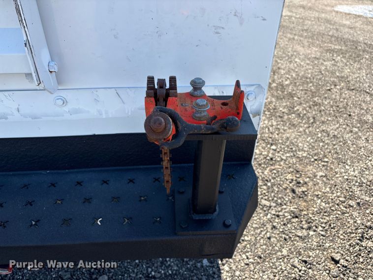 image for item EG8947 2012 Ford F450 Super Duty XL Ext. Cab utility / service truck