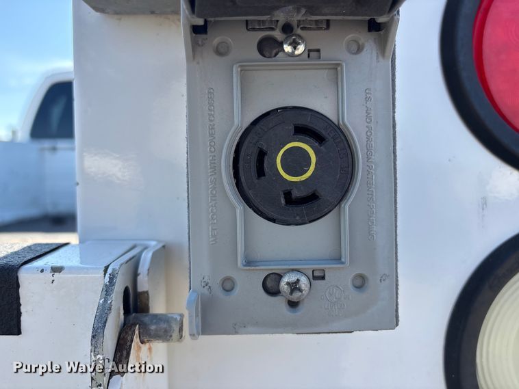 image for item EG8947 2012 Ford F450 Super Duty XL Ext. Cab utility / service truck