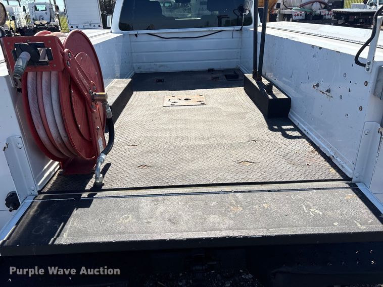 image for item EG8947 2012 Ford F450 Super Duty XL Ext. Cab utility / service truck