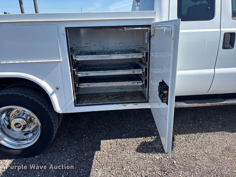 image for item EG8947 2012 Ford F450 Super Duty XL Ext. Cab utility / service truck