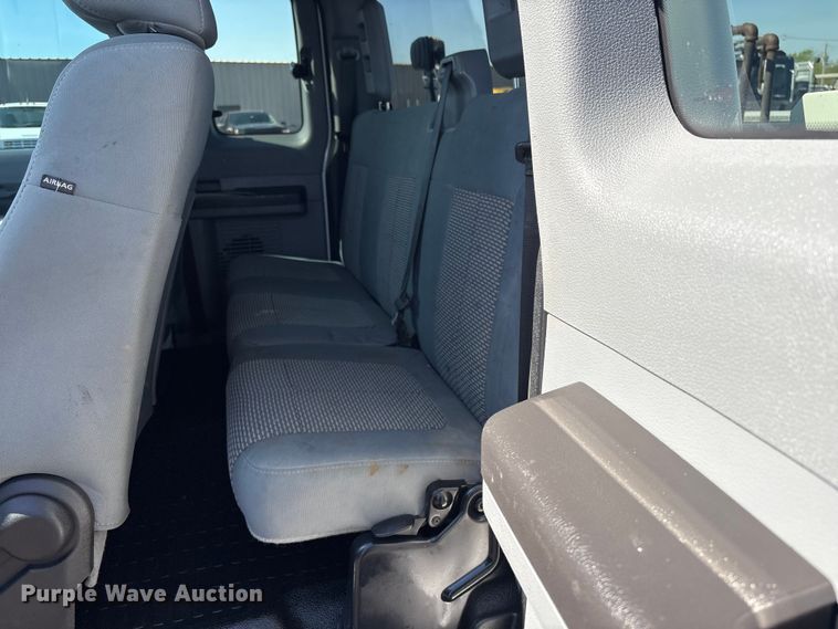 image for item EG8947 2012 Ford F450 Super Duty XL Ext. Cab utility / service truck