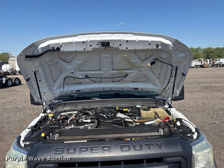 image for item EG8947 2012 Ford F450 Super Duty XL Ext. Cab utility / service truck