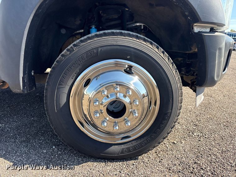 image for item EG8947 2012 Ford F450 Super Duty XL Ext. Cab utility / service truck