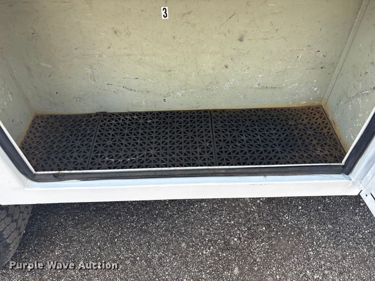 image for item EG8957 2013 Chevrolet Silverado 3500HD Ext. Cab utility bed pickup truck