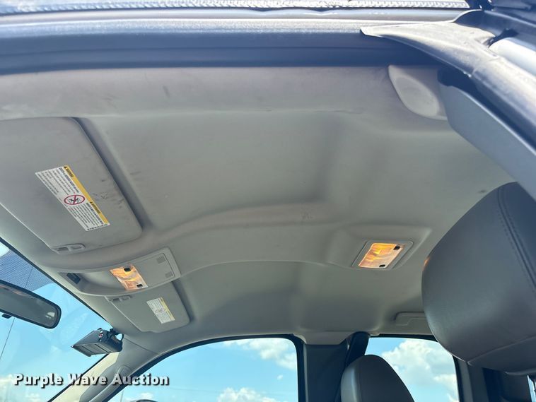 image for item EG8957 2013 Chevrolet Silverado 3500HD Ext. Cab utility bed pickup truck