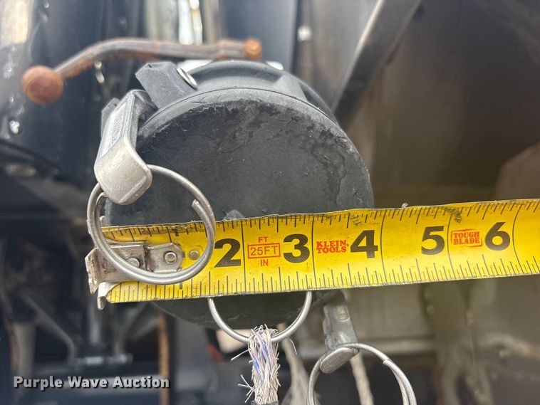 image for item EG8967 2007 International 5900i water truck