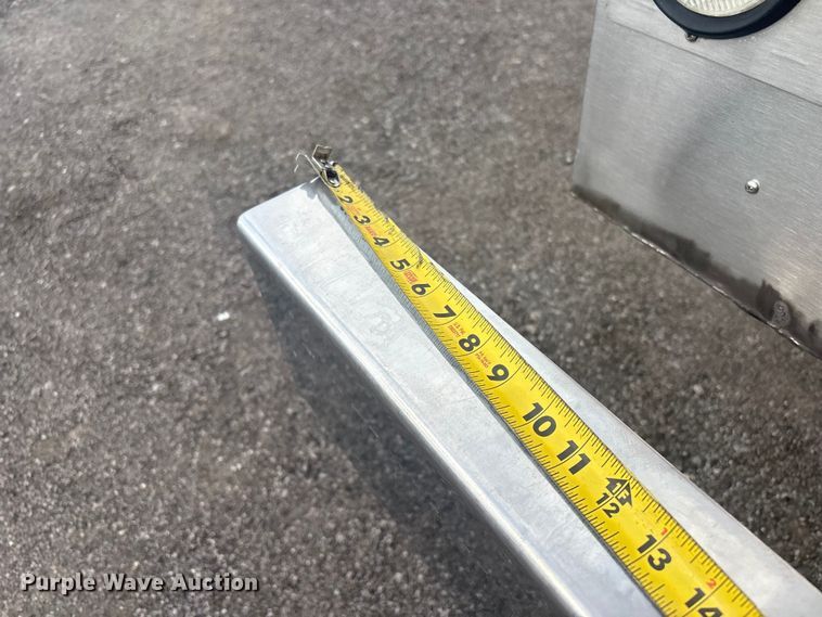 image for item EG8967 2007 International 5900i water truck