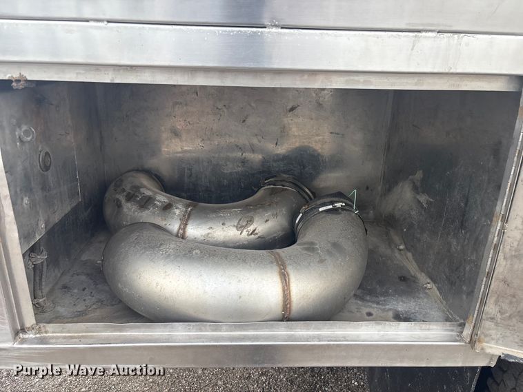 image for item EG8967 2007 International 5900i water truck