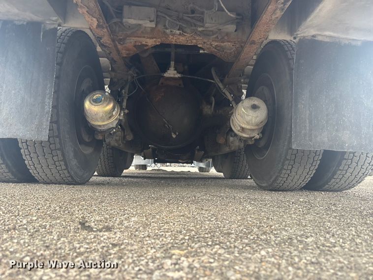 image for item EG8967 2007 International 5900i water truck