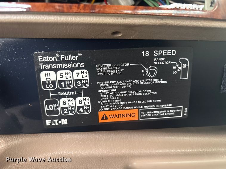 image for item EG8967 2007 International 5900i water truck