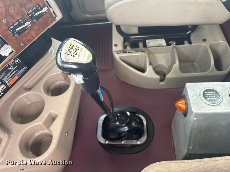 image for item EG8967 2007 International 5900i water truck