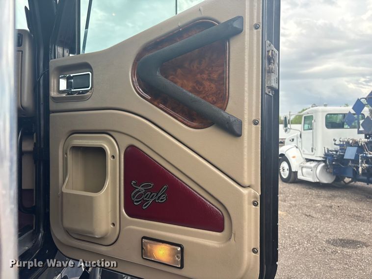 image for item EG8967 2007 International 5900i water truck