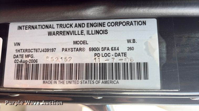 image for item EG8967 2007 International 5900i water truck