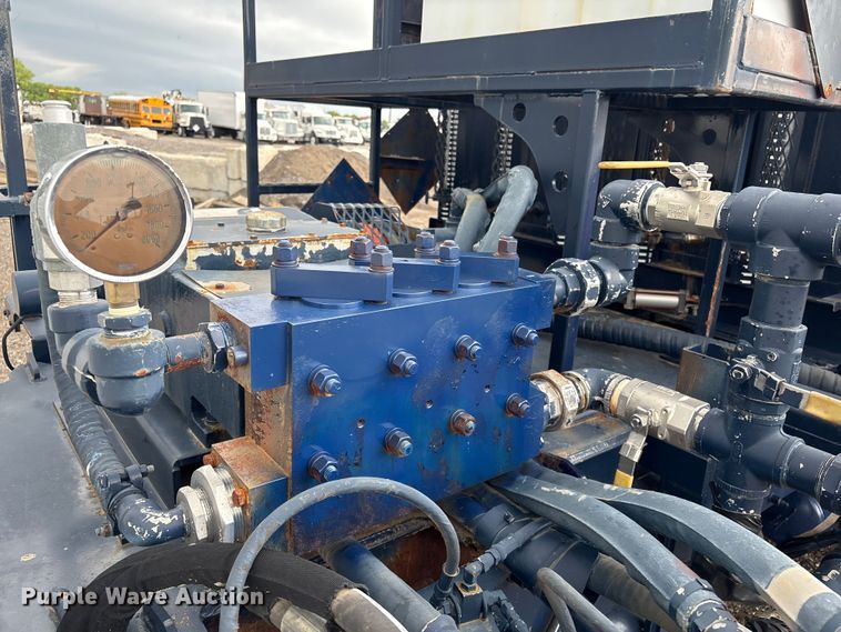 image for item EG8970 2013 Peterbilt 337 oilfield acidizing pump truck  