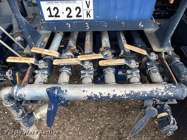 image for item EG8970 2013 Peterbilt 337 oilfield acidizing pump truck  