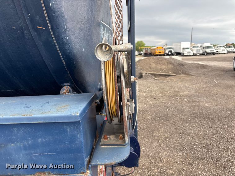 image for item EG8970 2013 Peterbilt 337 oilfield acidizing pump truck  