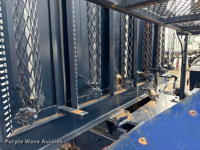 image for item EG8970 2013 Peterbilt 337 oilfield acidizing pump truck  