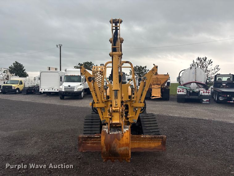 image for item EG8972 2017 Vermeer RTX750 vibratory cable plow