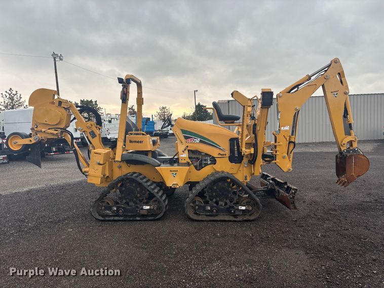 image for item EG8972 2017 Vermeer RTX750 vibratory cable plow