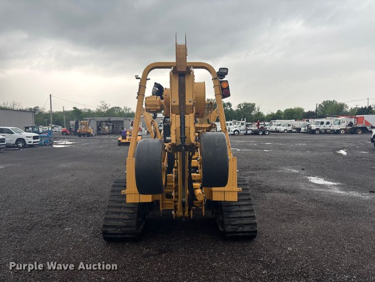 image for item EG8972 2017 Vermeer RTX750 vibratory cable plow