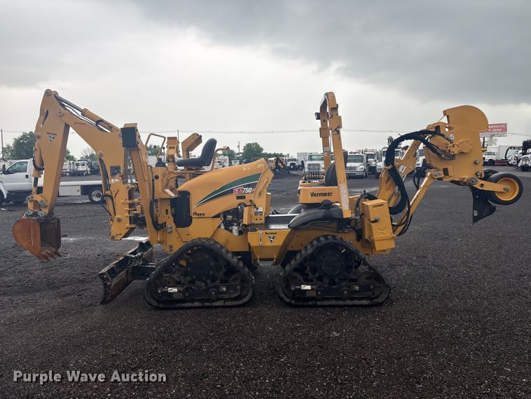 image for item EG8972 2017 Vermeer RTX750 vibratory cable plow