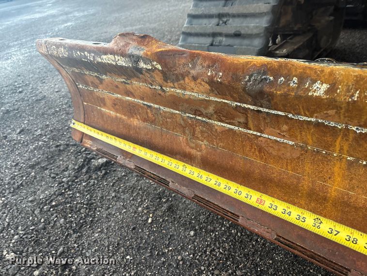 image for item EG8972 2017 Vermeer RTX750 vibratory cable plow