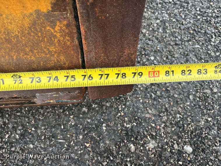 image for item EG8972 2017 Vermeer RTX750 vibratory cable plow