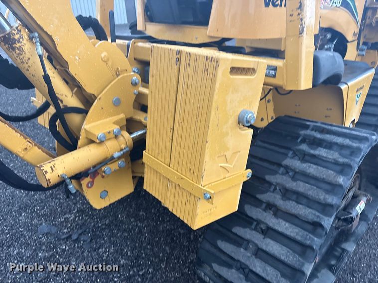 image for item EG8972 2017 Vermeer RTX750 vibratory cable plow