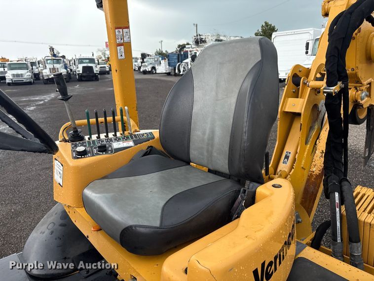 image for item EG8972 2017 Vermeer RTX750 vibratory cable plow