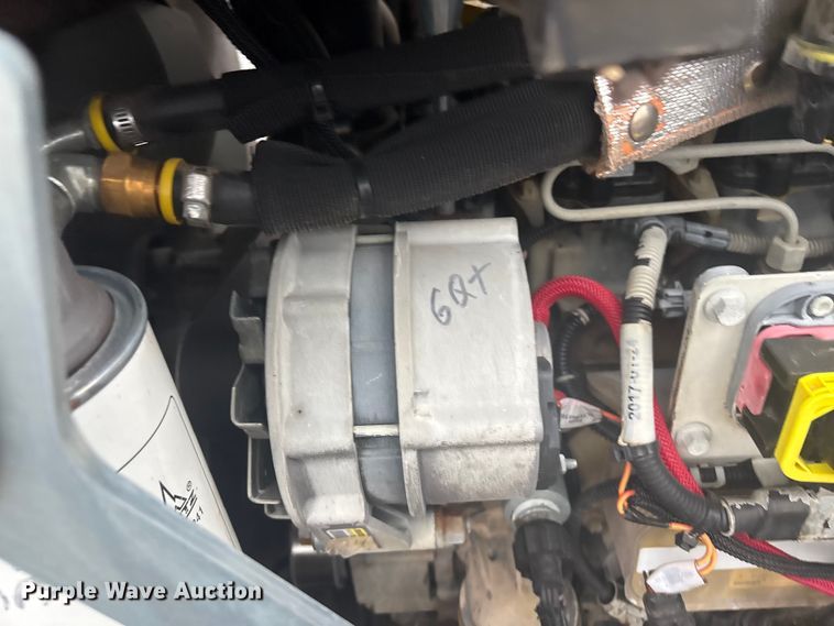 image for item EG8972 2017 Vermeer RTX750 vibratory cable plow