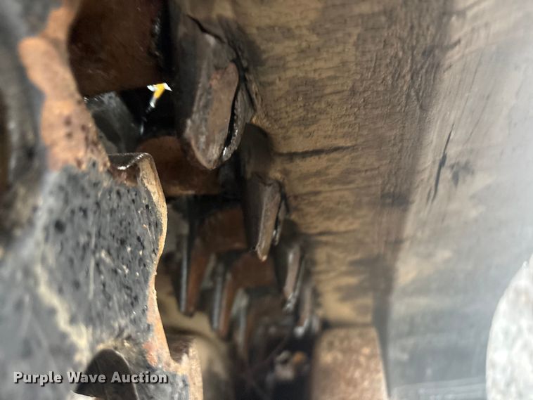 image for item EG8972 2017 Vermeer RTX750 vibratory cable plow