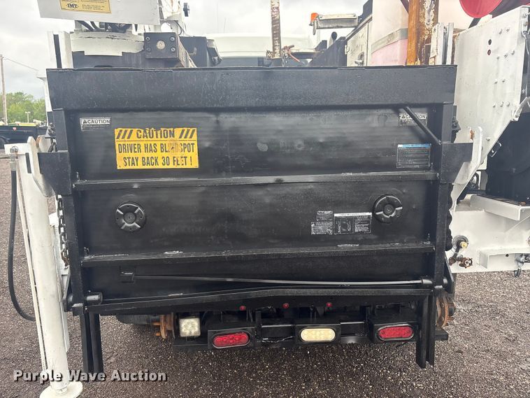 image for item EG8973 2013 Freightliner Business Class M2  utility / service truck