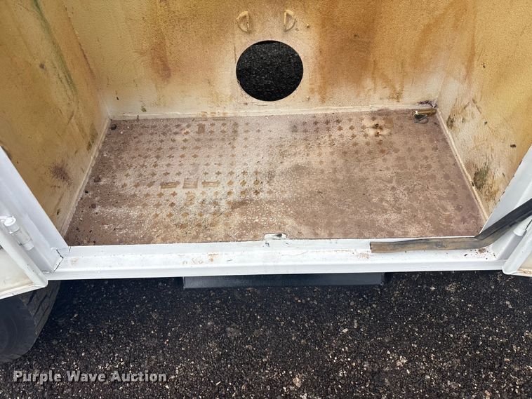 image for item EG8973 2013 Freightliner Business Class M2  utility / service truck