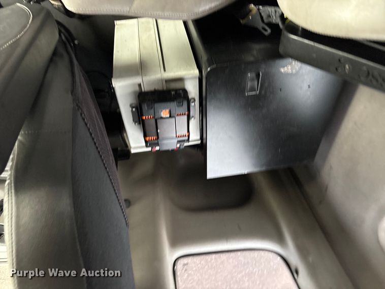 image for item EG8973 2013 Freightliner Business Class M2  utility / service truck