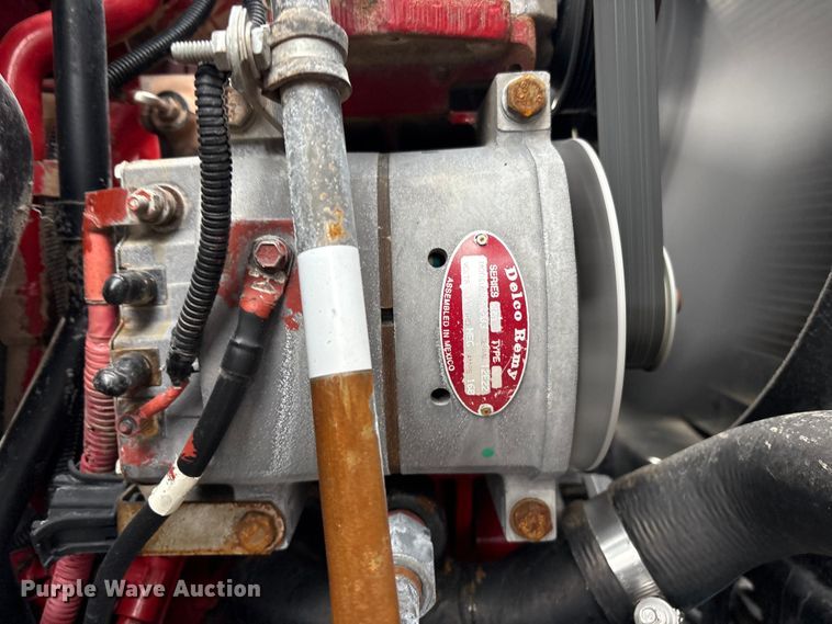 image for item EG8973 2013 Freightliner Business Class M2  utility / service truck