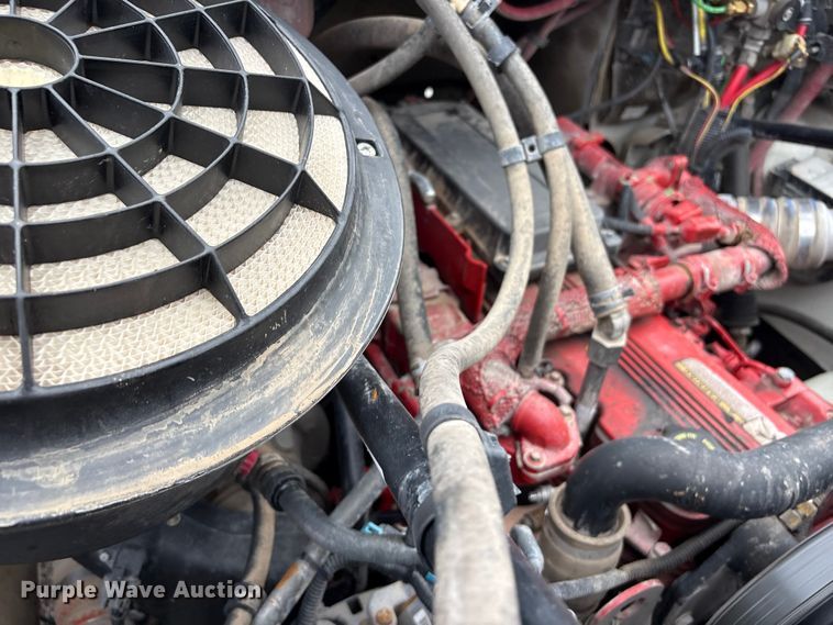 image for item EG8973 2013 Freightliner Business Class M2  utility / service truck