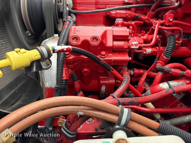 image for item EG8973 2013 Freightliner Business Class M2  utility / service truck