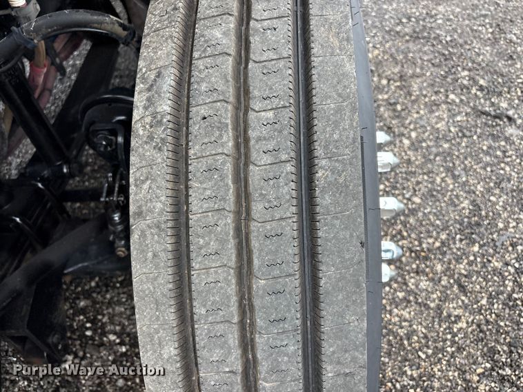 image for item EG8973 2013 Freightliner Business Class M2  utility / service truck