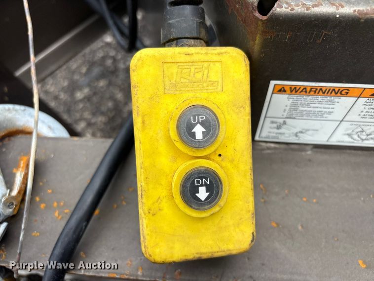 image for item EG8977 2020 Diamond T Trailer Mfg. Co 8314DMP-B14 dump trailer