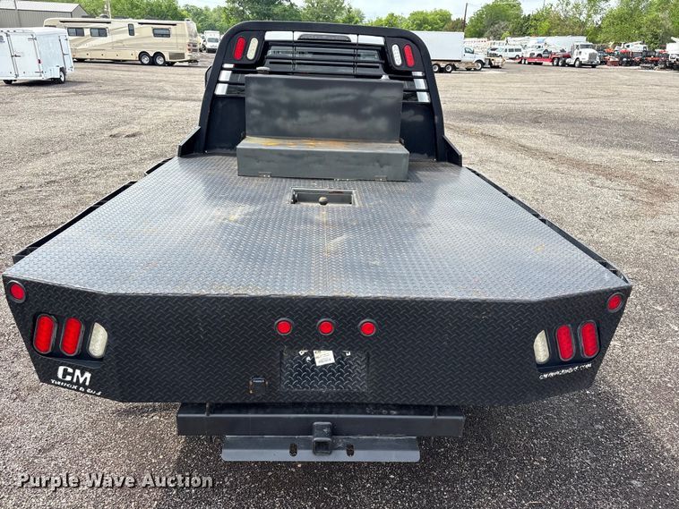 image for item EG8980 2017 Ford F550 Super Duty Crew Cab flatbed truck