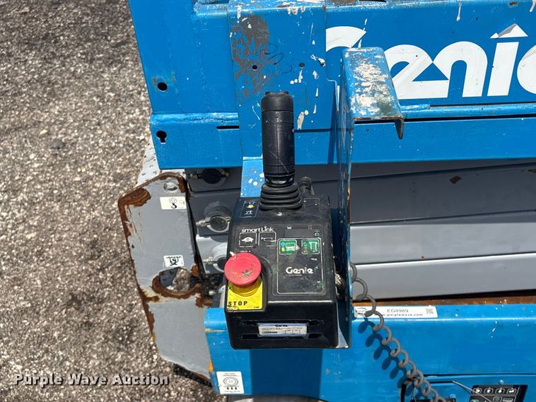 image for item EG8989 2014 Genie GS-1930 scissor lift