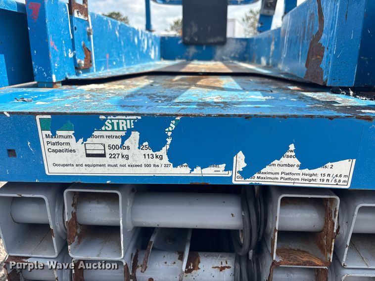 image for item EG8989 2014 Genie GS-1930 scissor lift