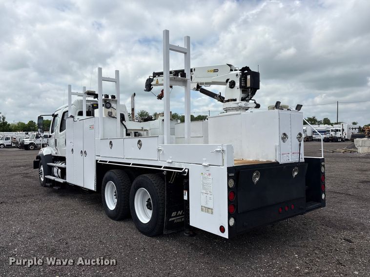 image for item EG8990 2013 Freightliner 108SD Crew Cab crane truck