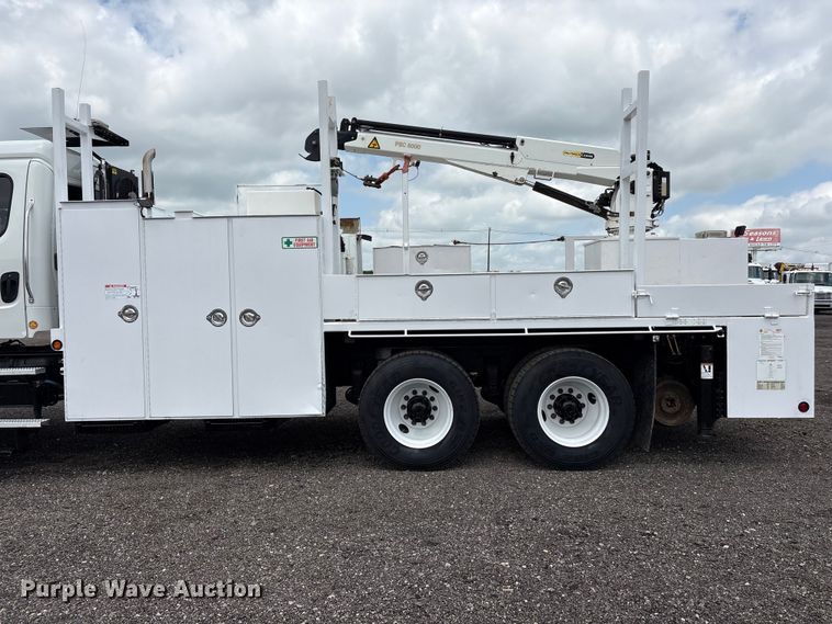 image for item EG8990 2013 Freightliner 108SD Crew Cab crane truck