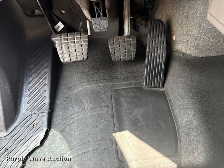 image for item EG8990 2013 Freightliner 108SD Crew Cab crane truck